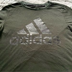 Adidas T-shirt